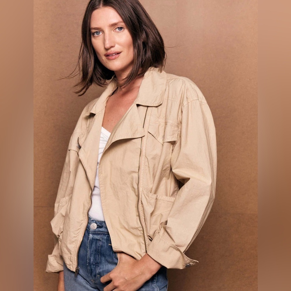 AMO DENIM BRIDLE JACKET - OATMILK Color.  Size Small.  NWT bomber, classic